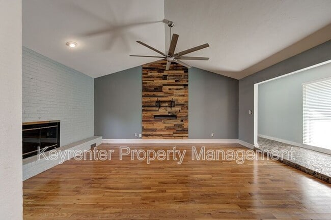 Building Photo - 3619 Chatham Ct
