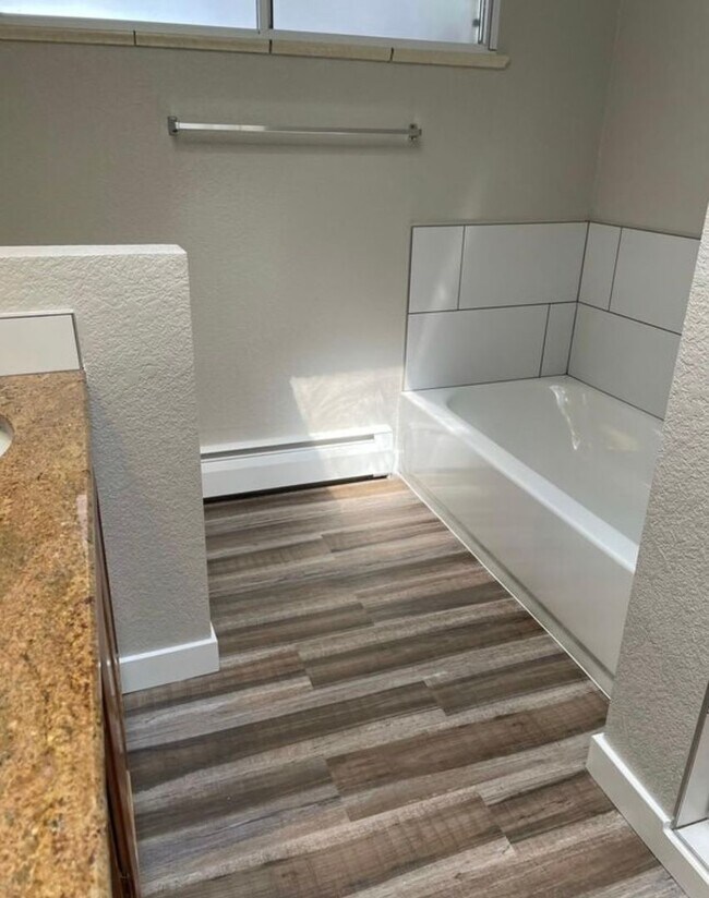 Building Photo - Vance