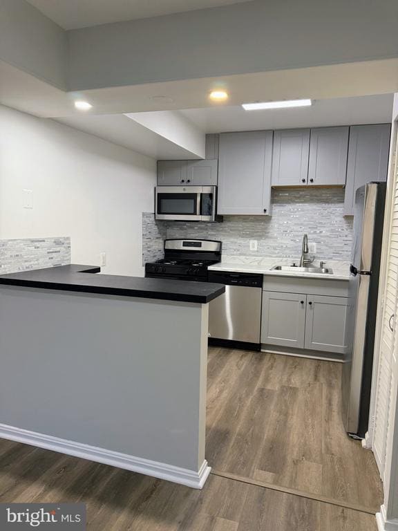 Building Photo - 30 Canterbury Square