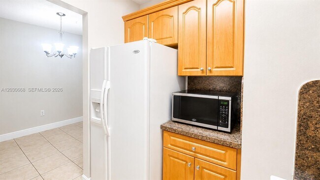Building Photo - 9100 SW 137th Ter
