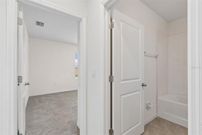 Building Photo - 8454 Ender Hls Dr