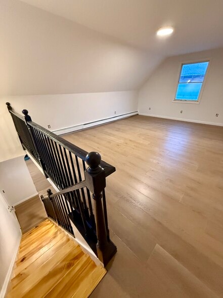 Building Photo - 613 South St