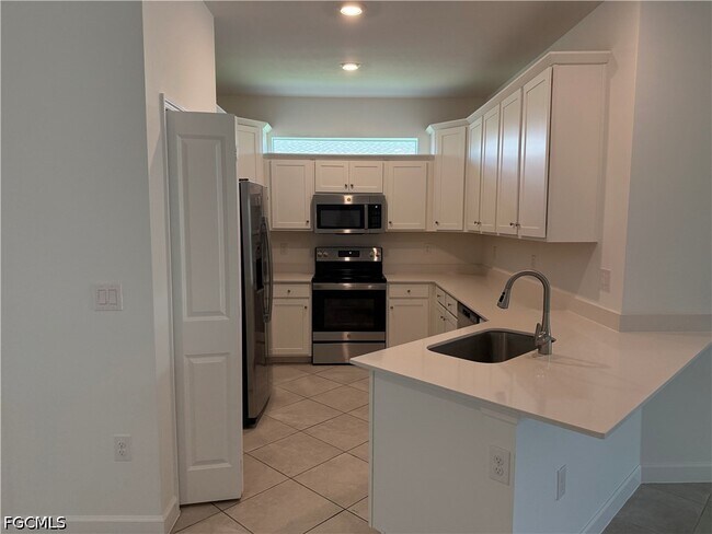 Building Photo - 9093 Leatherwood Loop