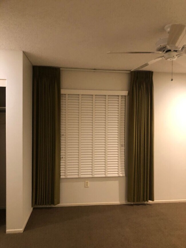 Building Photo - Beautiful upgraded 3b/2b home for rent in ...
