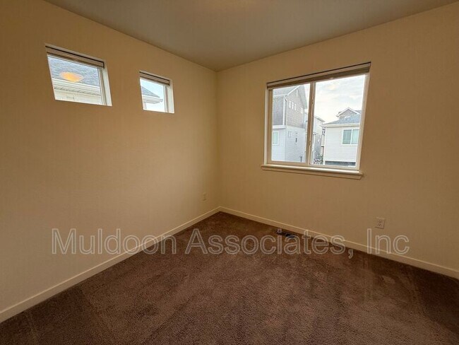 Building Photo - 5699 Tramore Ct