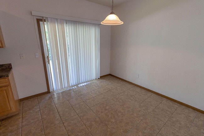 Building Photo - 1619 Citadel Dr