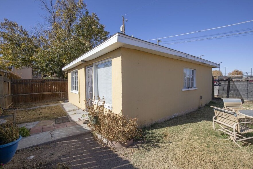 Fenced yard & separate entrance - 200 W Lucero Ave