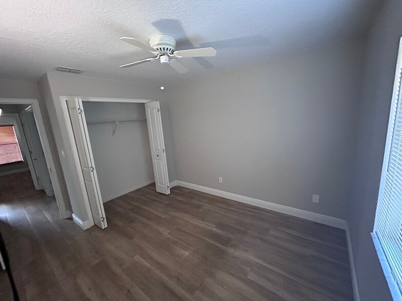 Building Photo - 8559 Pomelo Tree Ln