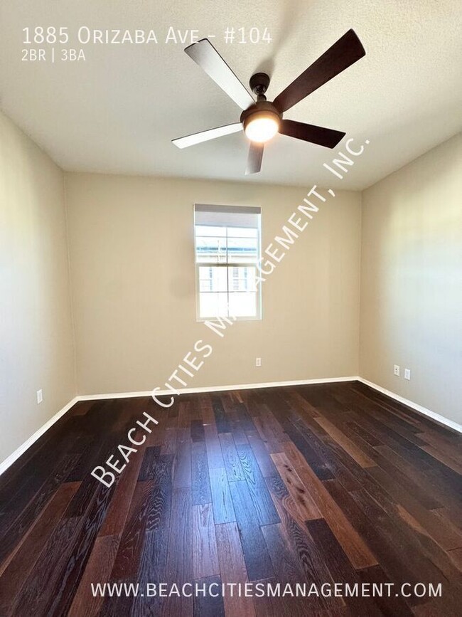 Building Photo - 1885 N Orizaba Ave