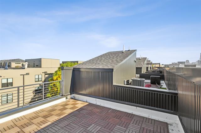 Building Photo - 2916 Hawthorne Ave