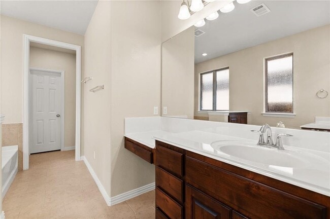 Building Photo - 410 Catalina Ln