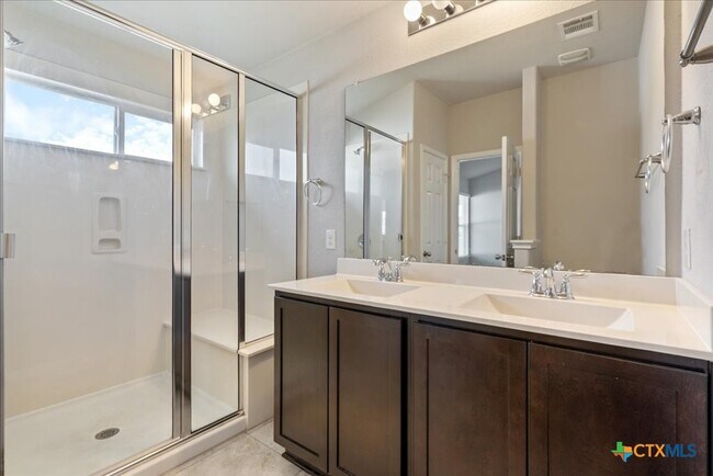 Building Photo - 18706 Obed River Dr