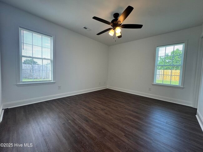Building Photo - 2604 Larne Ct