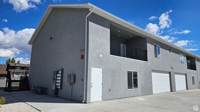 Building Photo - 759 S 500 W