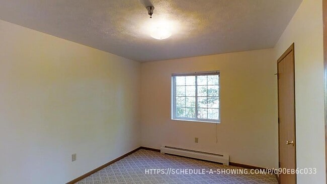 Building Photo - 1007 W Ridge St