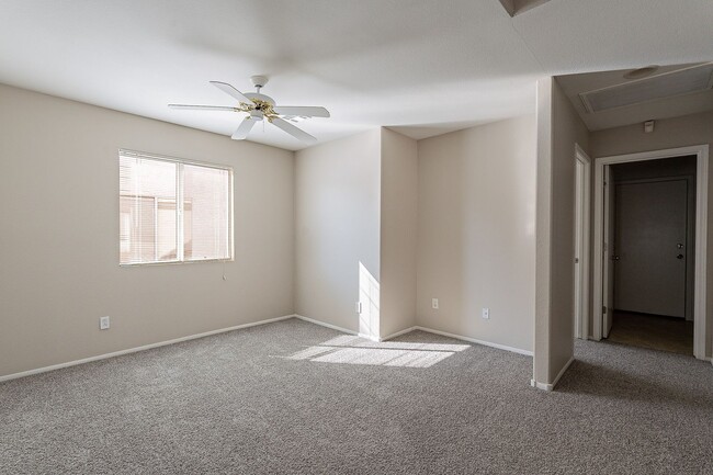 Building Photo - single level 3 bedroom home for rent