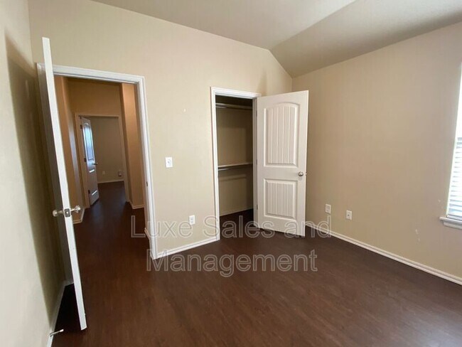 Building Photo - 11207 NW 114th St