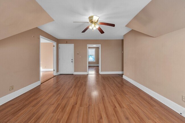 Building Photo - 31 Ripley St