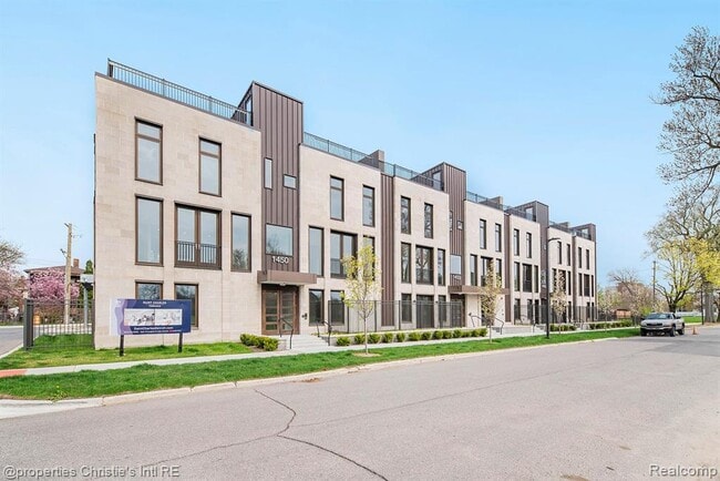 Building Photo - 1450 Townsend St