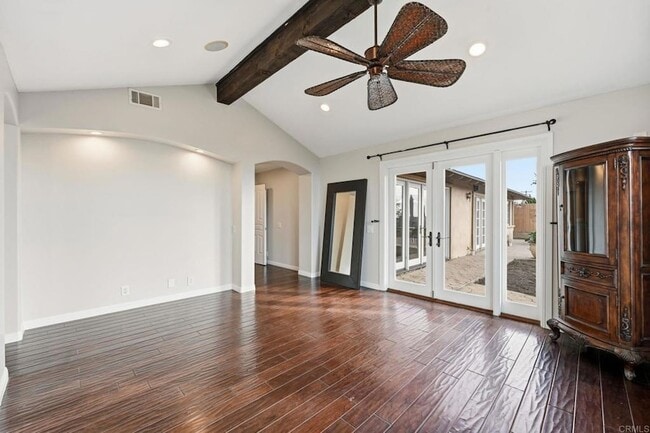 Building Photo - 2205 Cameo Rd