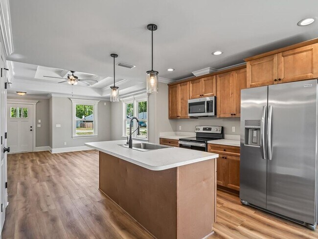 Building Photo - Fresh Start? Check Out This 3BR Beauty for $1650!