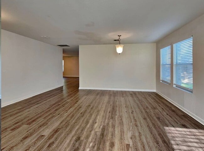 Building Photo - 3614 Quail View Dr