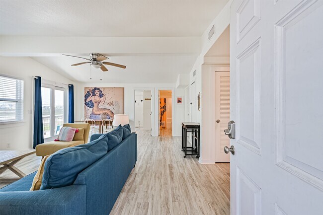 Building Photo - 3806 Concho Key