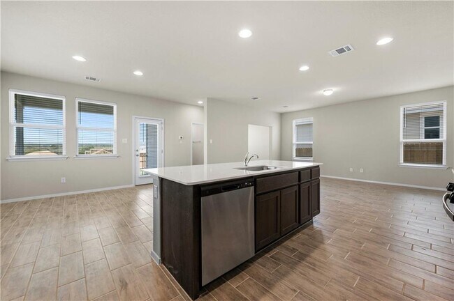 Building Photo - 143 Spiny Lizard Ln