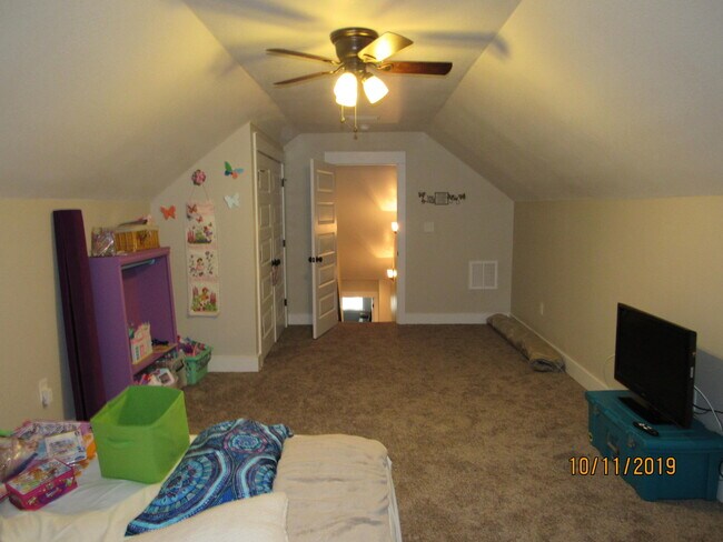 Building Photo - 3956 Painter Branch Rd