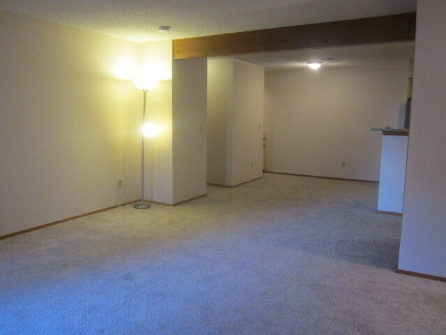 Building Photo - Large Updated One Bedroom Gold Run Condo!  Perfect Location!