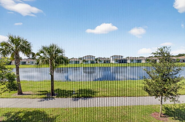 Building Photo - 13769 Date Palm Ct