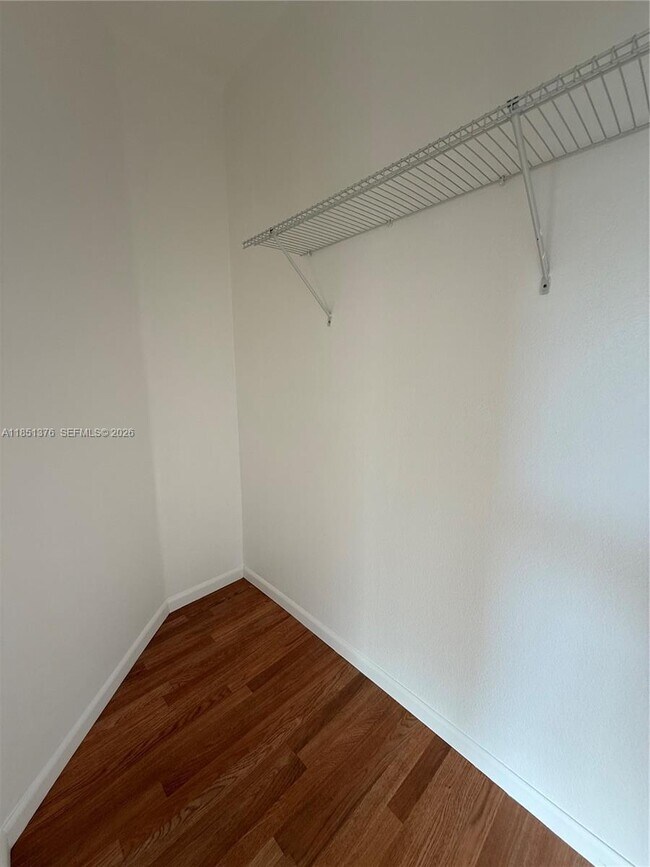 Building Photo - 1546 NW 45th St