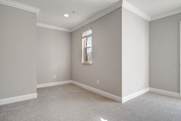 Building Photo - 207 Bixby Ln