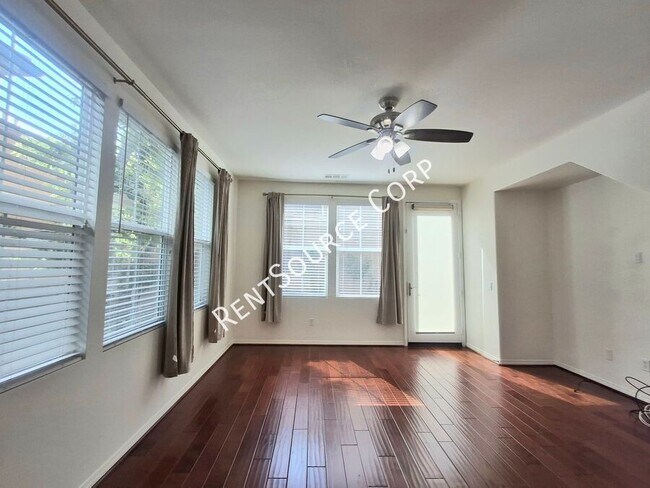 Building Photo - 28408 Camino Del Arte Dr