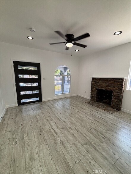 Building Photo - 5325 Latham St