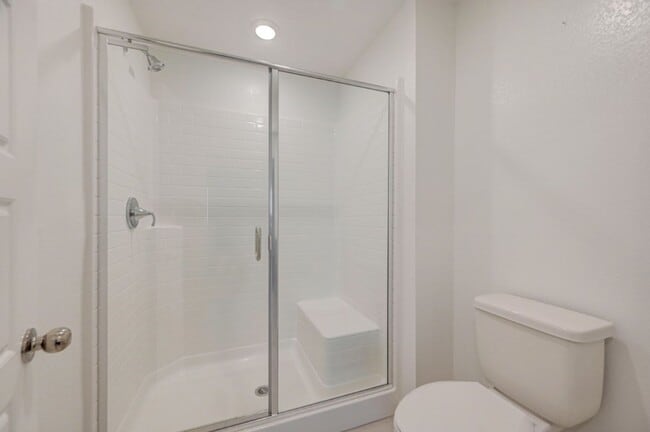 Building Photo - 10772 Paget Ct