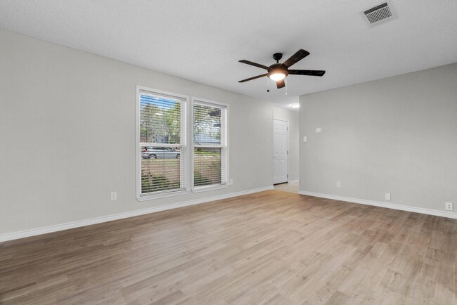 Building Photo - **Showing May 2 @ 5:30 PM** Three Bedroom ...