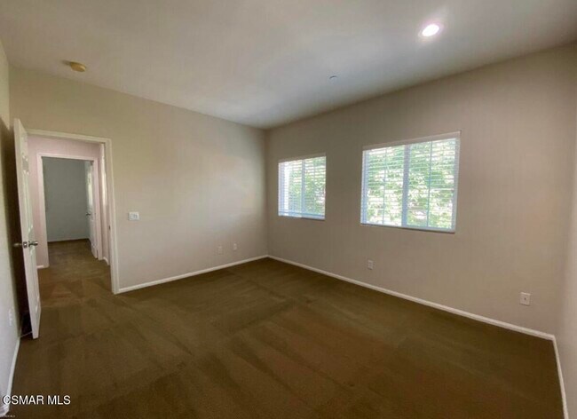 Building Photo - 129 Via Aldea