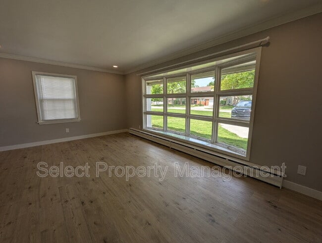 Building Photo - 3211 Jonquil Dr