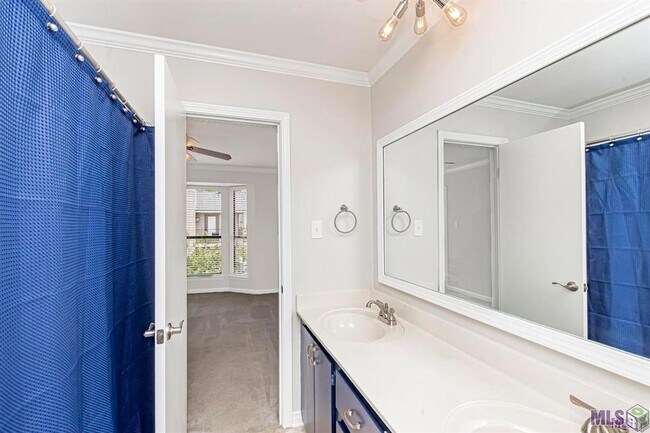 Building Photo - 9506 Jefferson Hwy