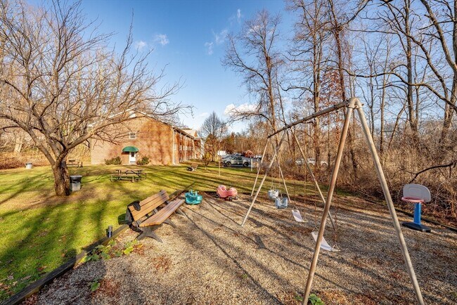 Building Photo - 72 Barrett St