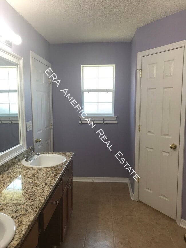 Building Photo - 9971 Parker Lake Cir