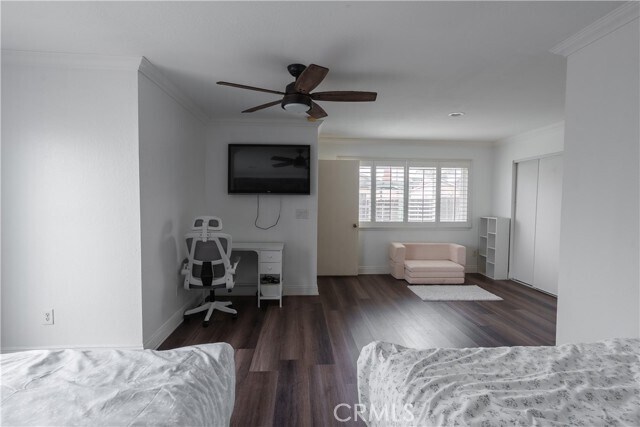 Building Photo - 5052 Taft St