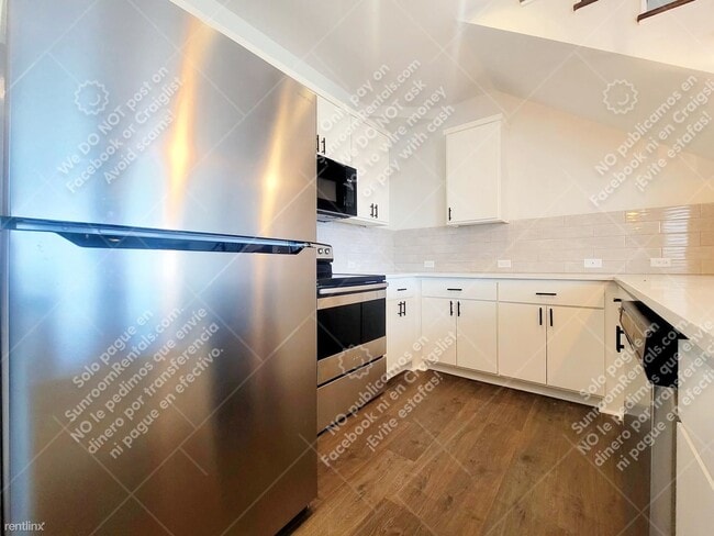 Building Photo - 3 br, 2.5 bath Duplex - 21210 Portsmouth C...