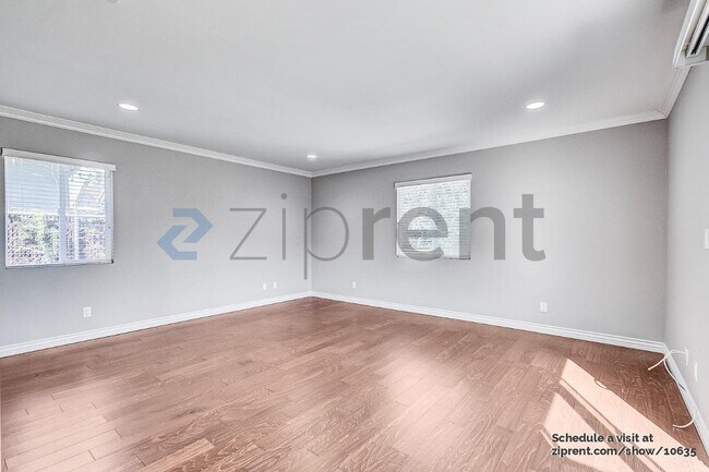 Building Photo - 4619 165th St