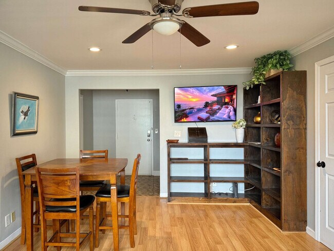 Building Photo - 215 Piedmont Ave NE