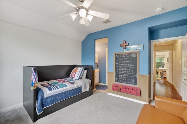 Building Photo - 42 N Arrow Canyon Cir
