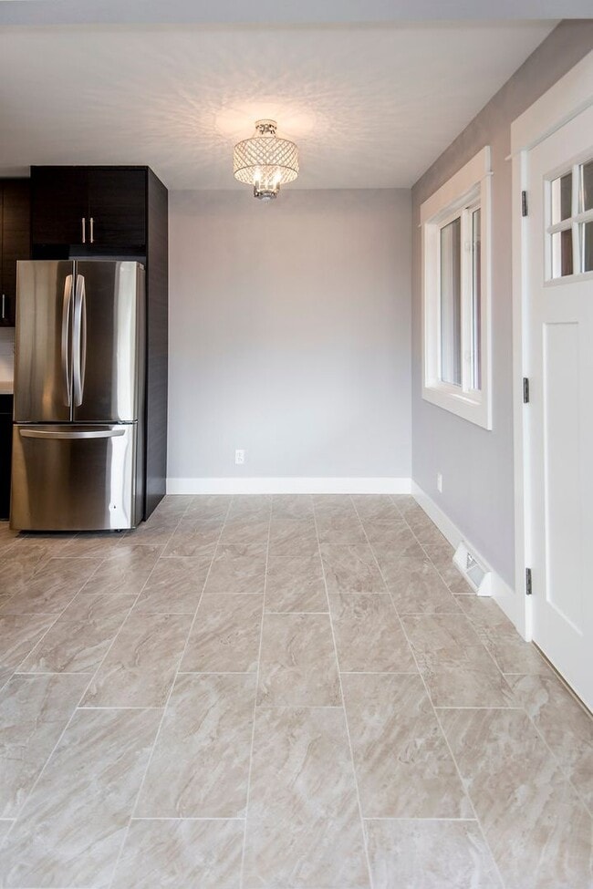 Building Photo - 2809 Stanford Rd