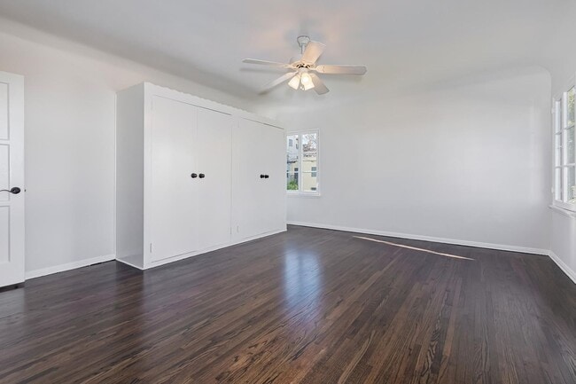 Building Photo - Clarkhill Residences LLC - 145