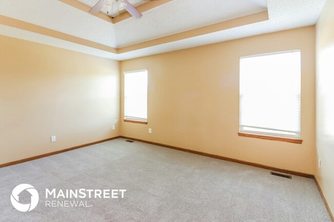 Building Photo - 19221 E 15th Terrace Ct N